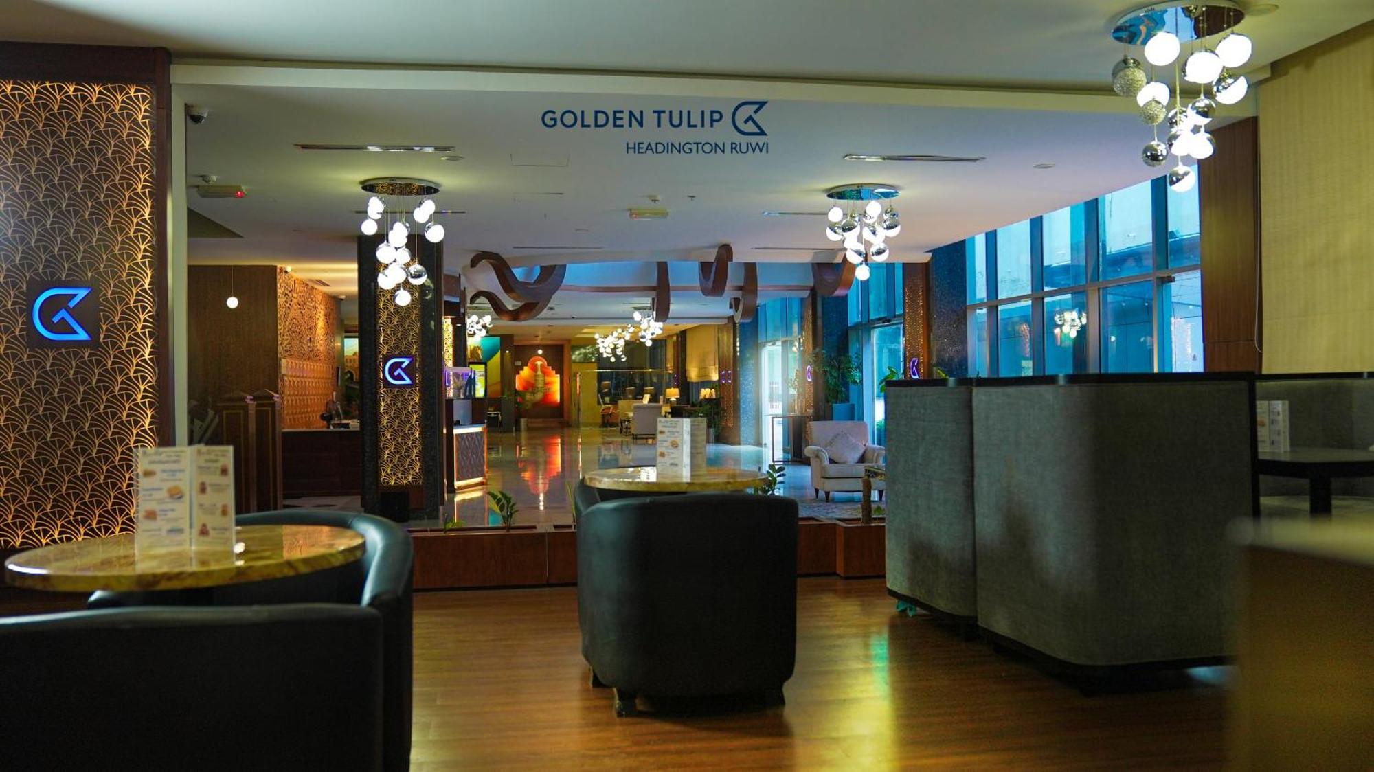 Golden Tulip Headington Hotel Muscat Exterior photo